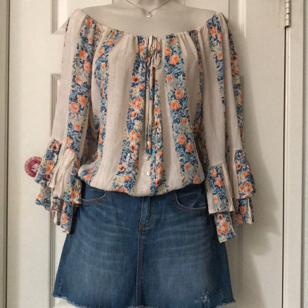 COPY - Haute Project Boho Floral Bell Sleeves Top